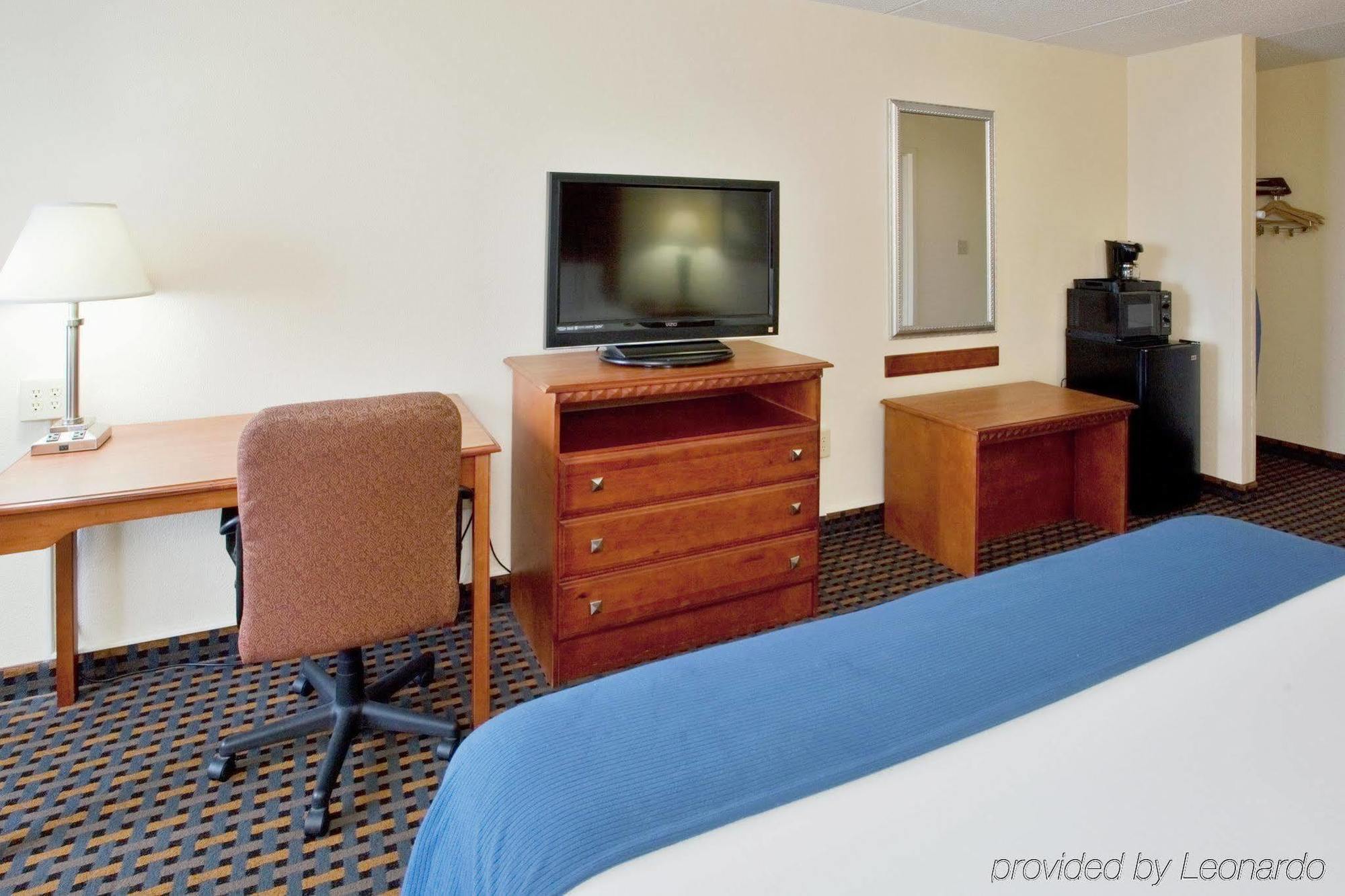 Clarion Pointe Jacksonville Near Camp Lejeune Rum bild